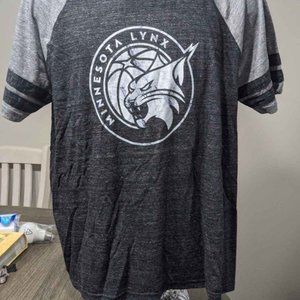 Minnesota Links Fanatics NWT Womens Large Shirt